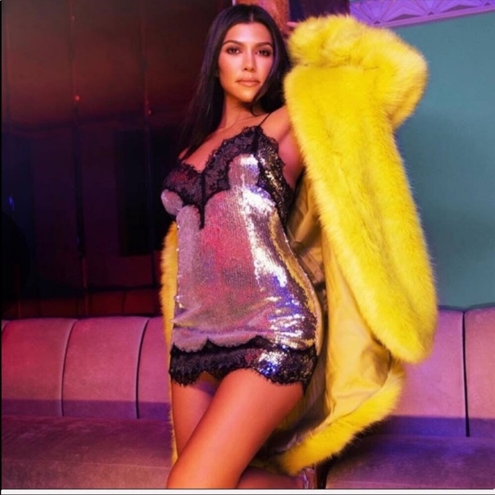 KOURTNEY KARDASHIAN COLLECTION | PLT